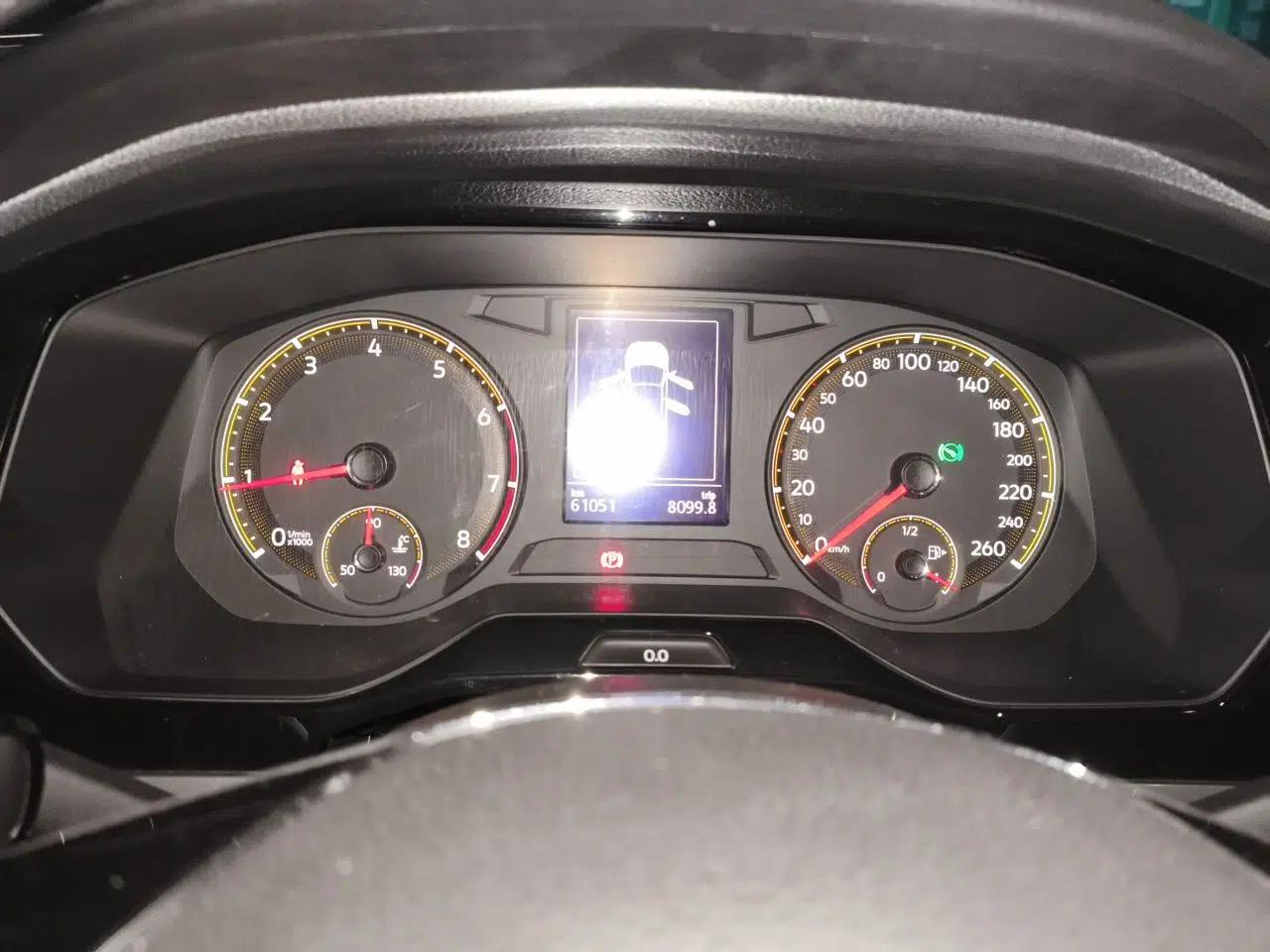 Volkswagen Bora 2020 1.5L Automatic Elite Version — миниатюра 11