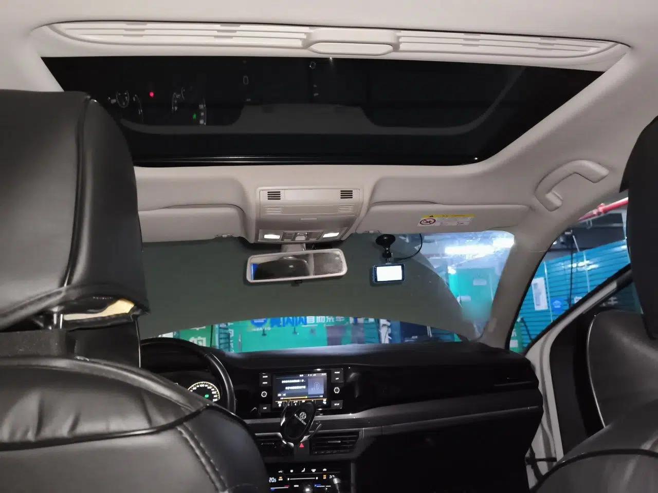 Volkswagen Bora 2020 1.5L Automatic Elite Version — миниатюра 18