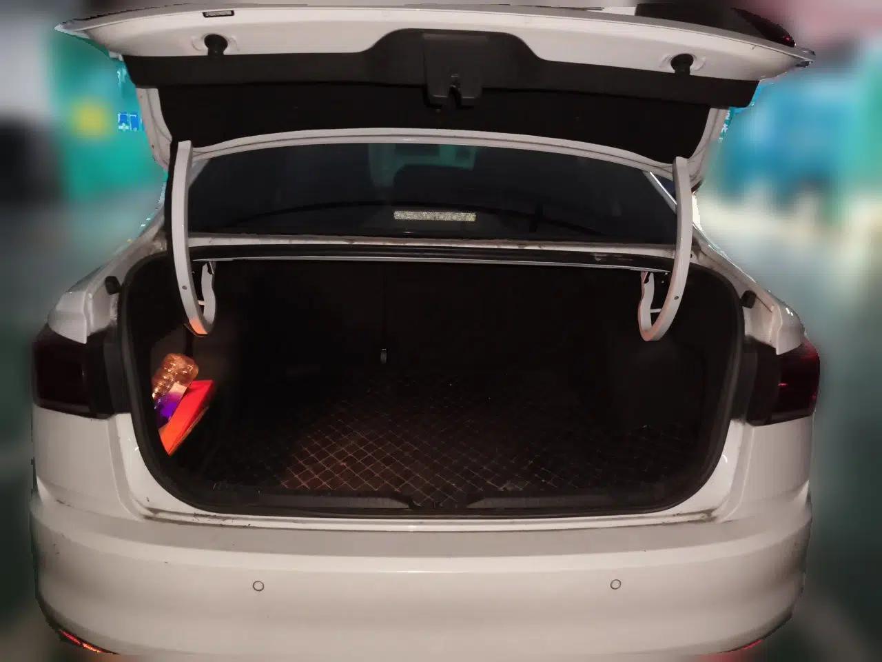 Volkswagen Bora 2020 1.5L Automatic Elite Version — миниатюра 19