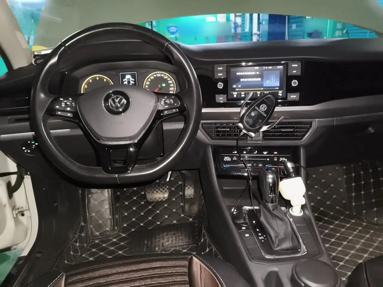Volkswagen Bora 2020 1.5L Automatic Elite Version — миниатюра 9