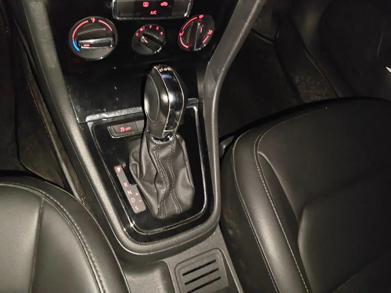 Volkswagen Bora 2014 1.4TSI Automatic Comfort Model — миниатюра 14