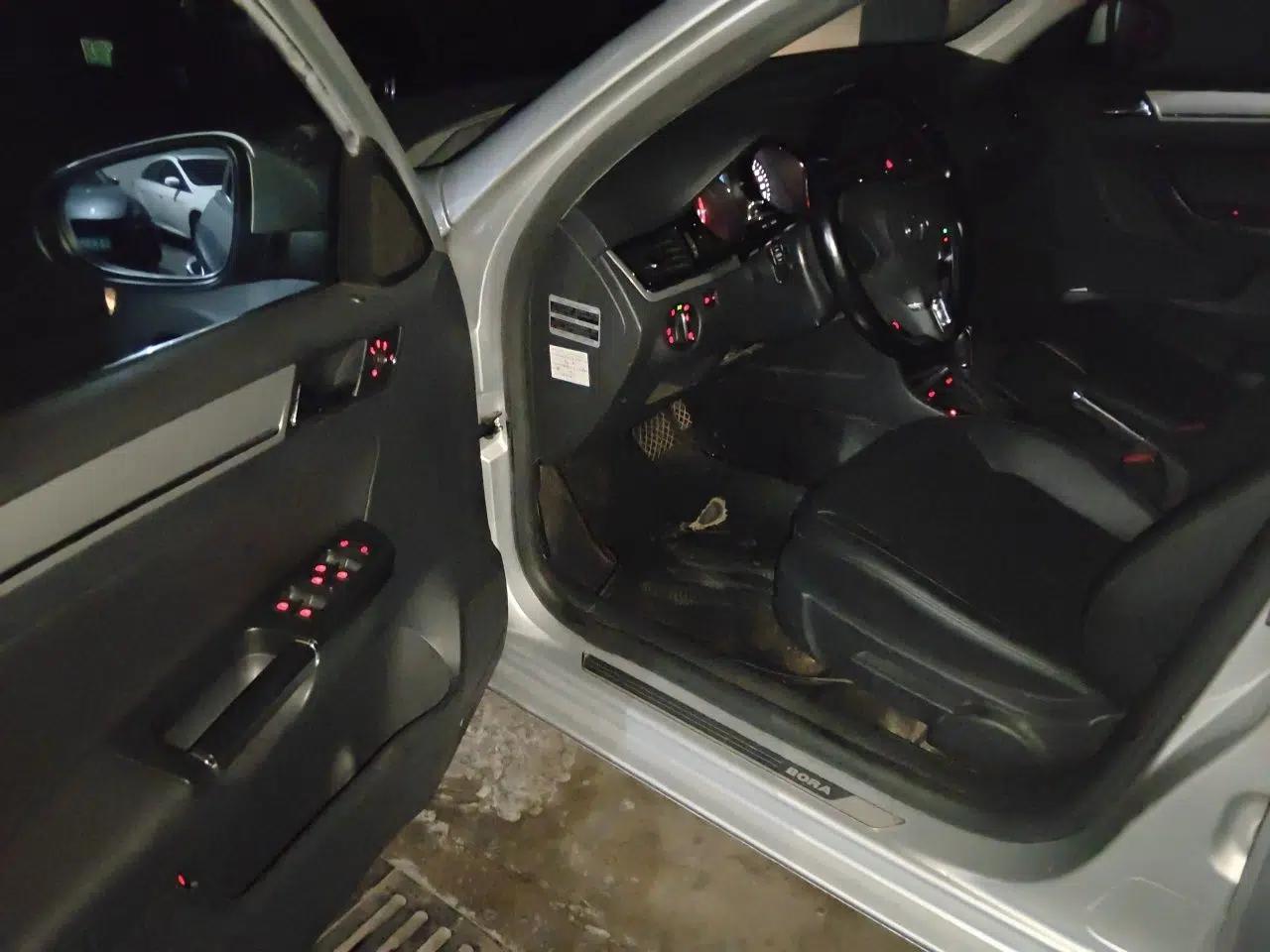 Volkswagen Bora 2014 1.4TSI Automatic Comfort Model — миниатюра 16