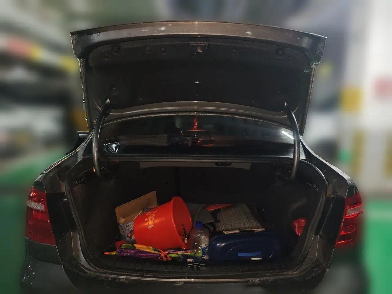 Volkswagen Bora 2013 1.6L Automatic Comfort Model — миниатюра 19