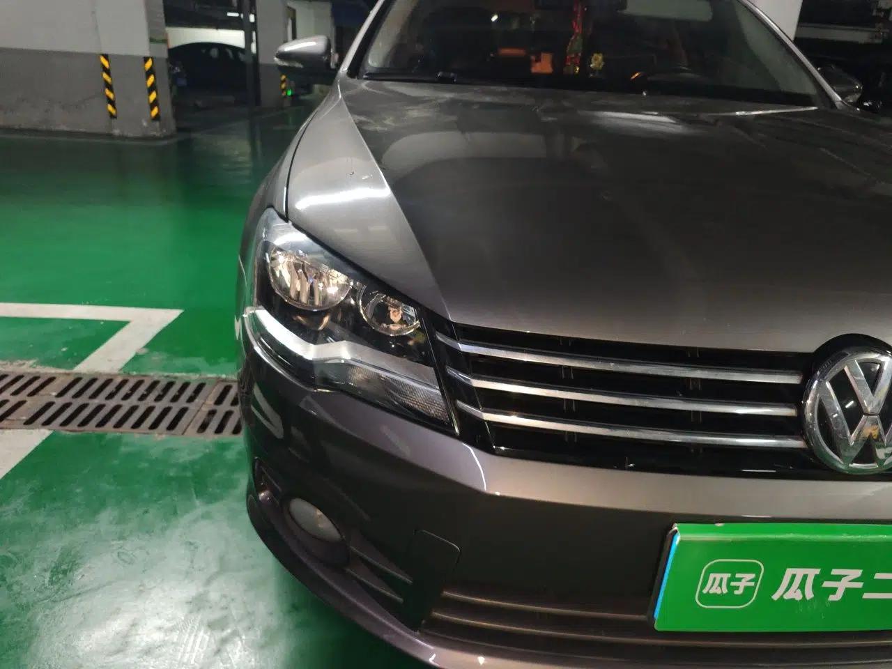 Volkswagen Bora 2013 1.6L Automatic Comfort Model — миниатюра 7