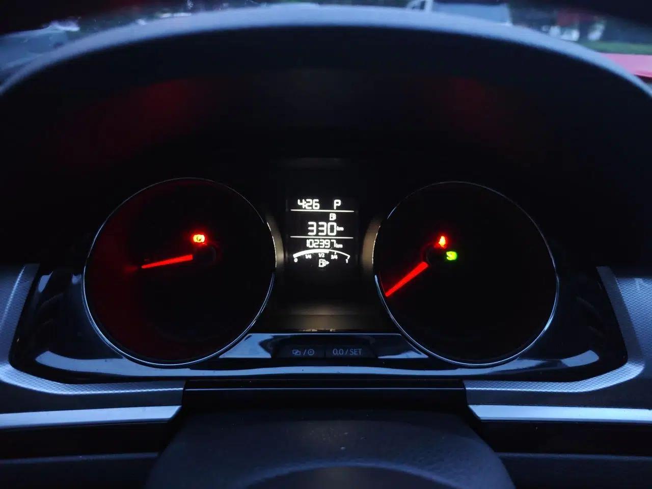 Volkswagen Bora 2018 1.5L Automatic Comfort Model — миниатюра 11