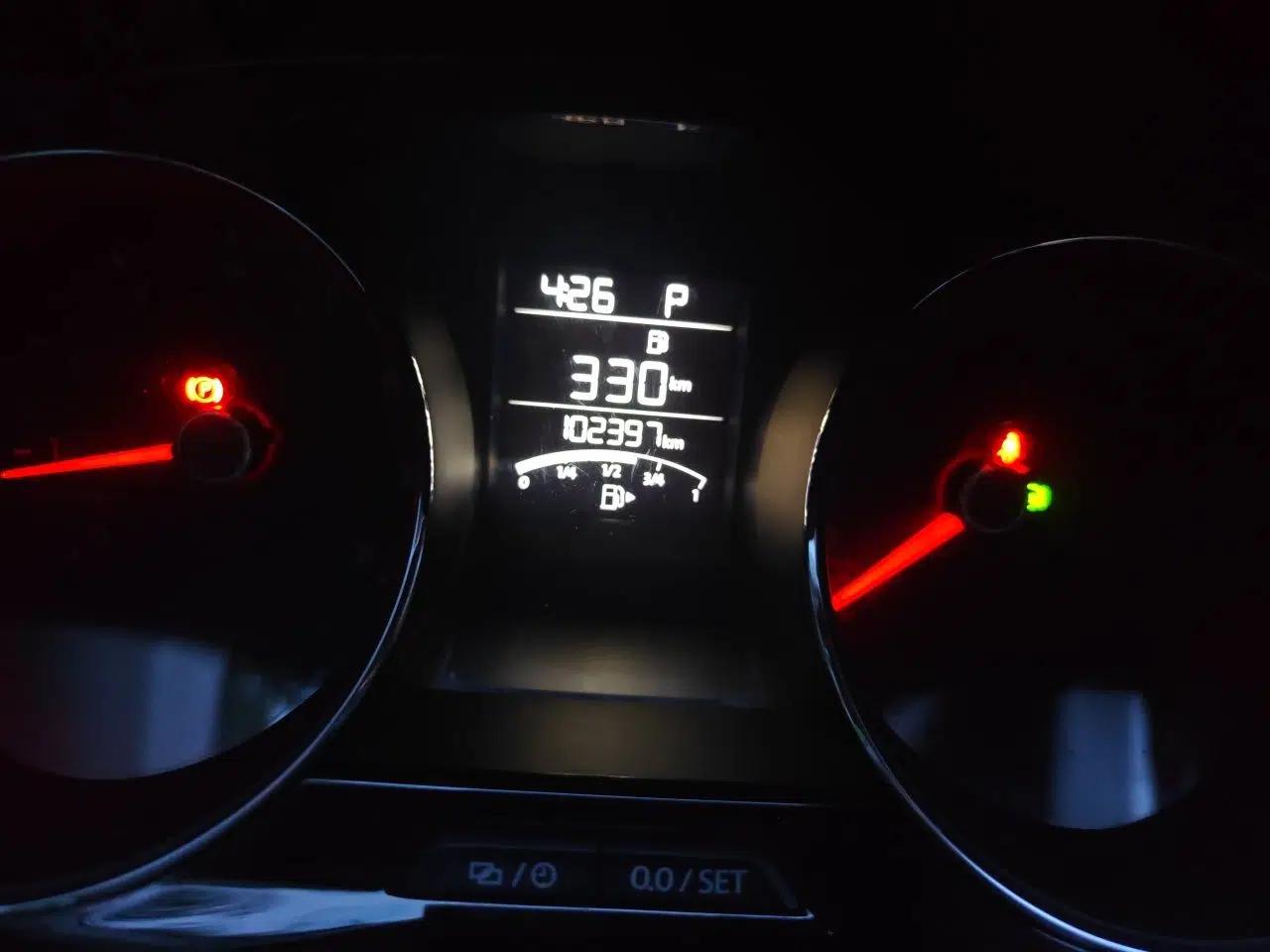 Volkswagen Bora 2018 1.5L Automatic Comfort Model — миниатюра 12
