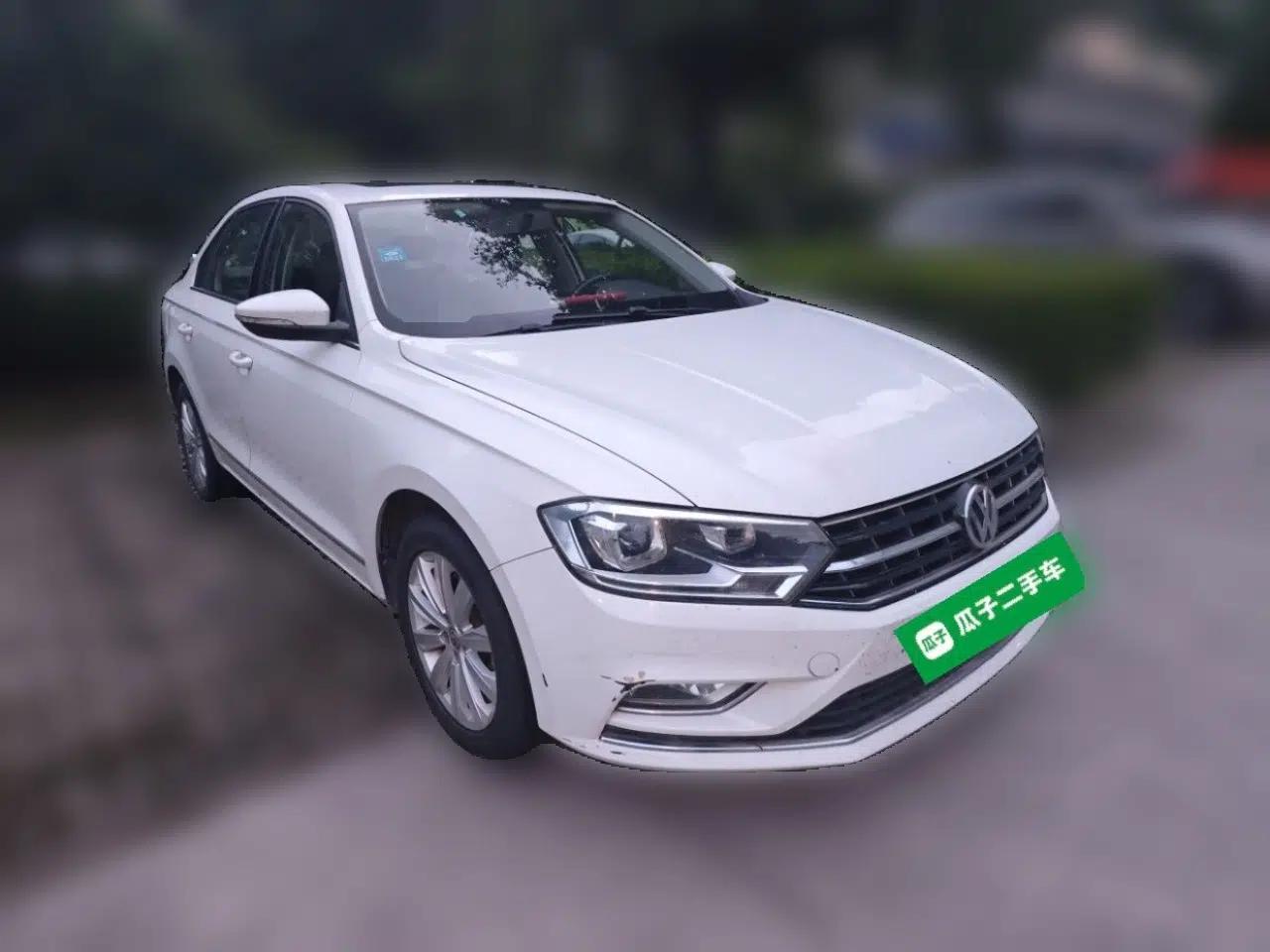 Volkswagen Bora 2018 1.5L Automatic Comfort Model — миниатюра 3