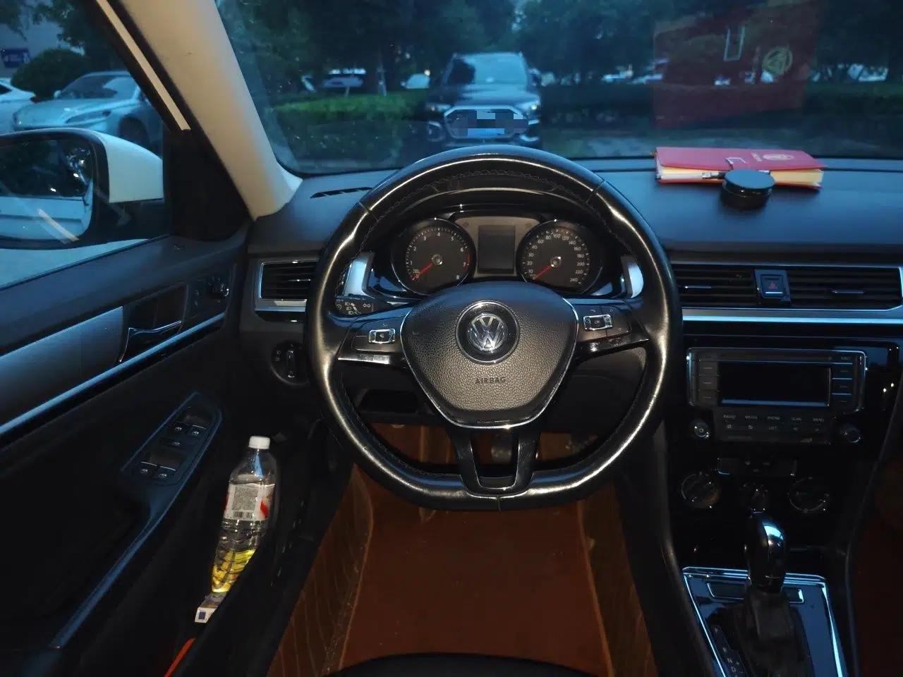 Volkswagen Bora 2018 1.5L Automatic Comfort Model — миниатюра 10