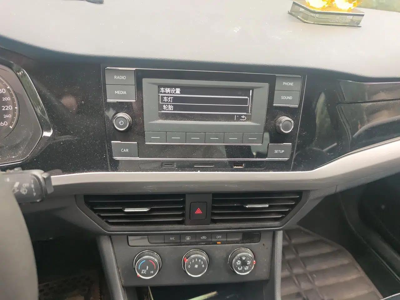Volkswagen Bora 2020 1.5L Automatic Fashion Edition — миниатюра 13