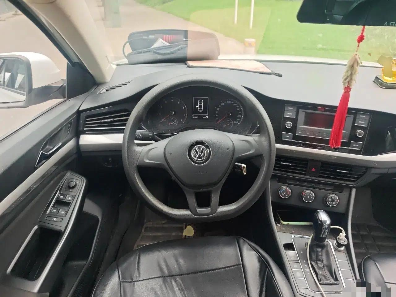 Volkswagen Bora 2020 1.5L Automatic Fashion Edition — миниатюра 10