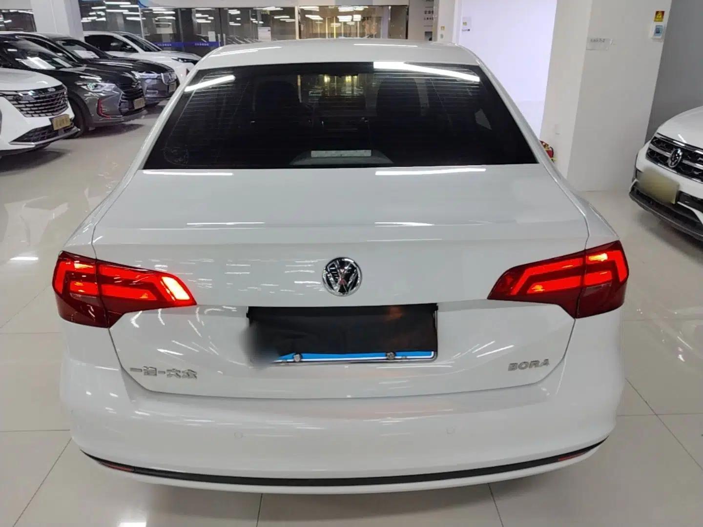 Volkswagen Bora 2019 Facelift Bora·Legend 1.5L Automatic Fashion Edition China VI Standard — миниатюра 5