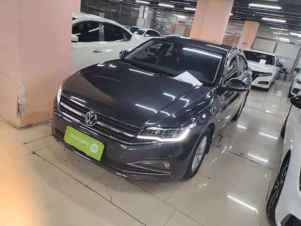 Volkswagen Bora 2021 1.5L Automatic Fashionable Smart Connectivity Version — миниатюра 1