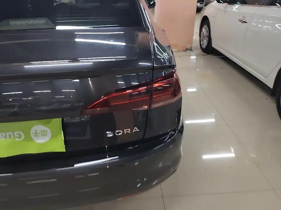 Volkswagen Bora 2021 1.5L Automatic Fashionable Smart Connectivity Version — миниатюра 9