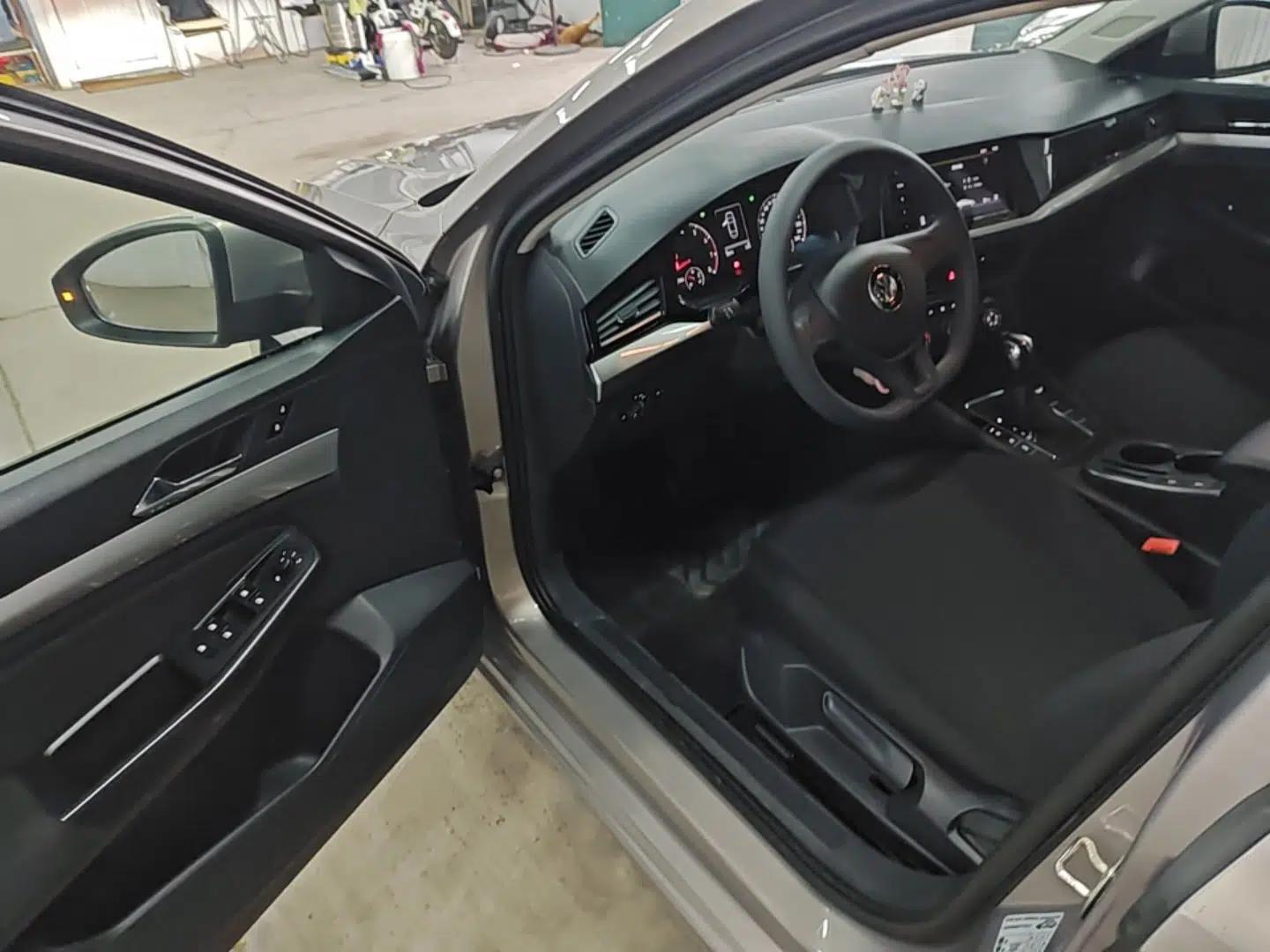 Volkswagen Bora 2019 1.5L Automatic Fashion Model — миниатюра 18