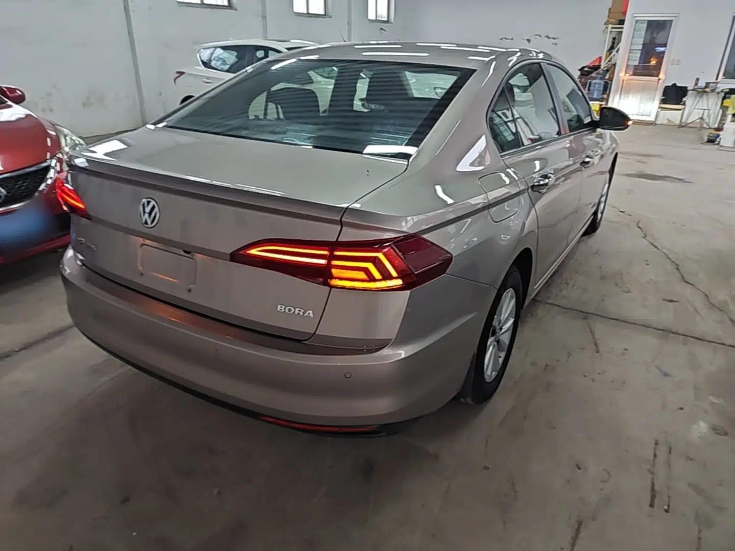 Volkswagen Bora 2019 1.5L Automatic Fashion Model — миниатюра 6