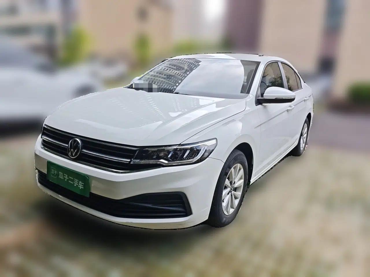 Volkswagen Bora 2021 1.5L Automatic Fashionable Smart Connectivity Version — миниатюра 1