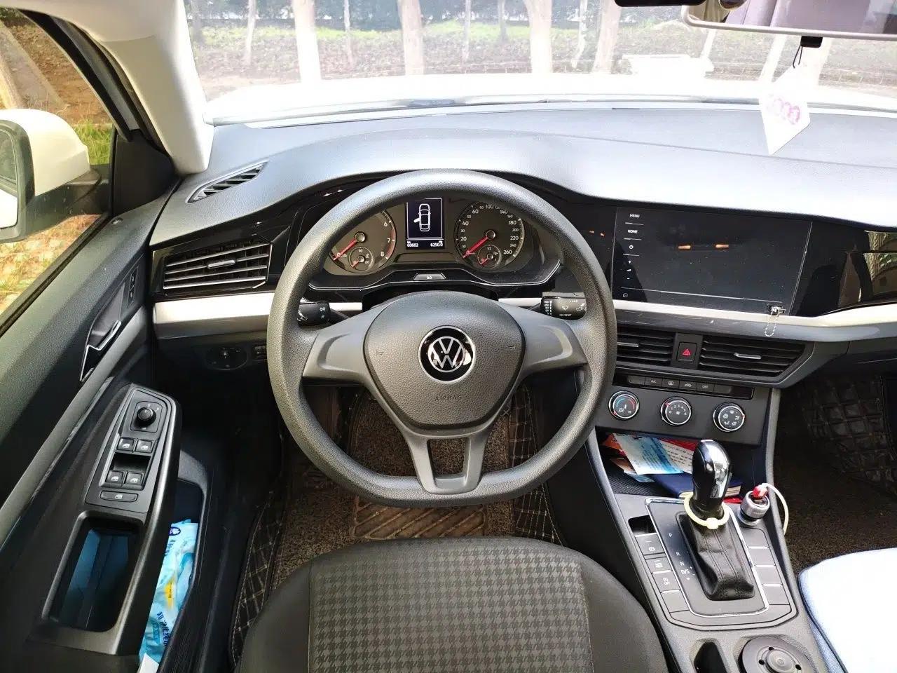 Volkswagen Bora 2021 1.5L Automatic Fashionable Smart Connectivity Version — миниатюра 10
