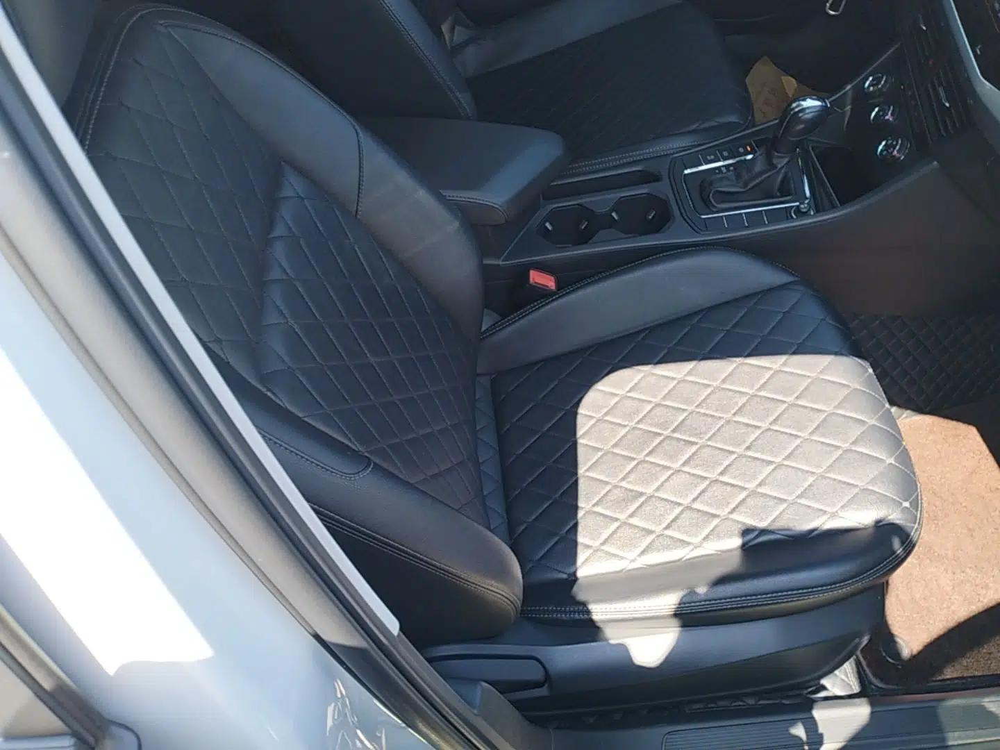 Volkswagen Bora 2021 1.5L Automatic Fashionable Smart Connectivity Version — миниатюра 19