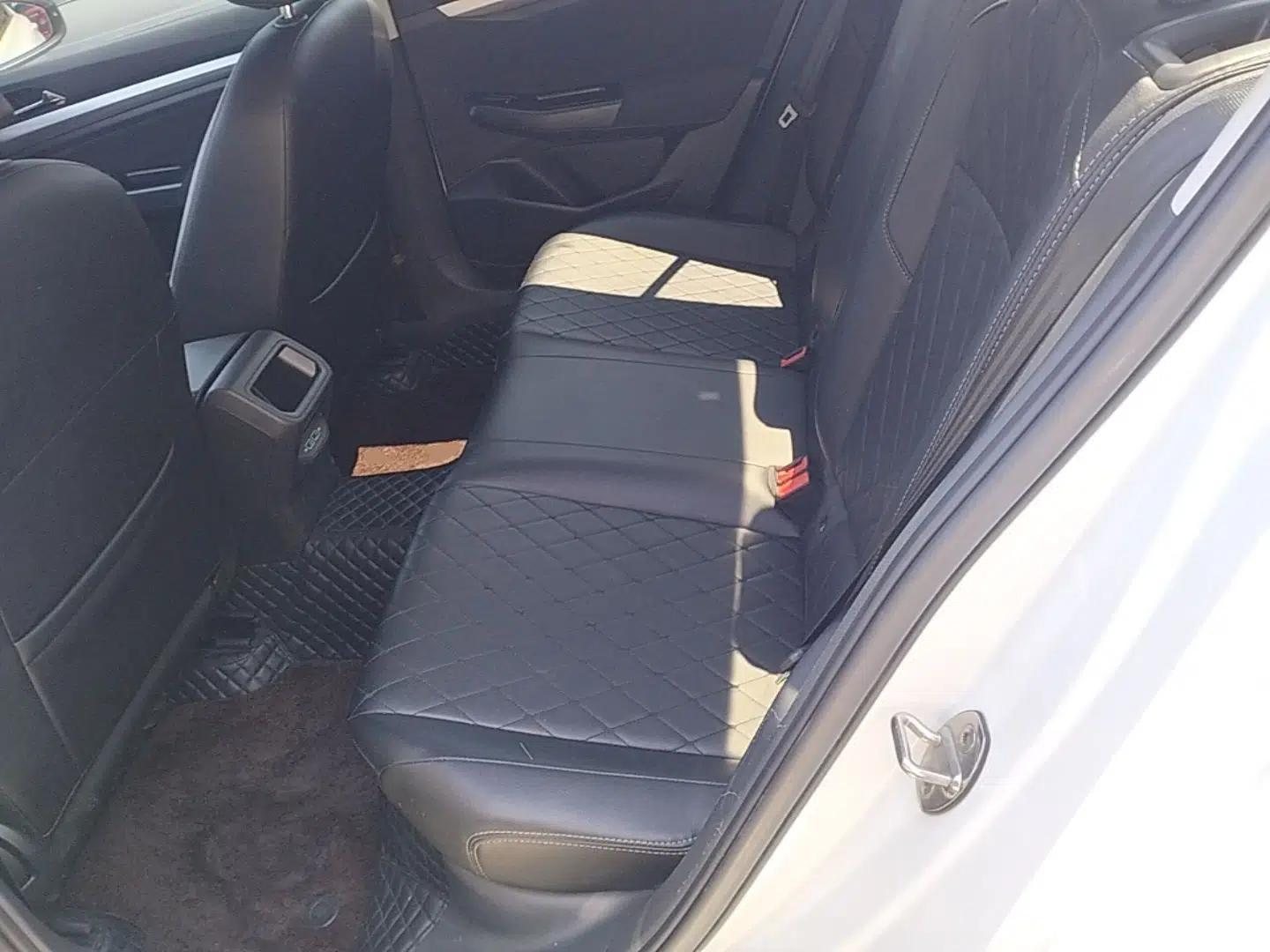 Volkswagen Bora 2021 1.5L Automatic Fashionable Smart Connectivity Version — миниатюра 20