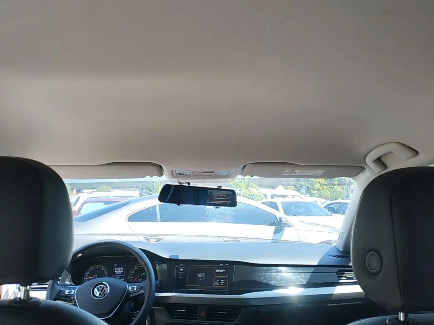 Volkswagen Bora 2021 1.5L Automatic Fashionable Smart Connectivity Version — миниатюра 21