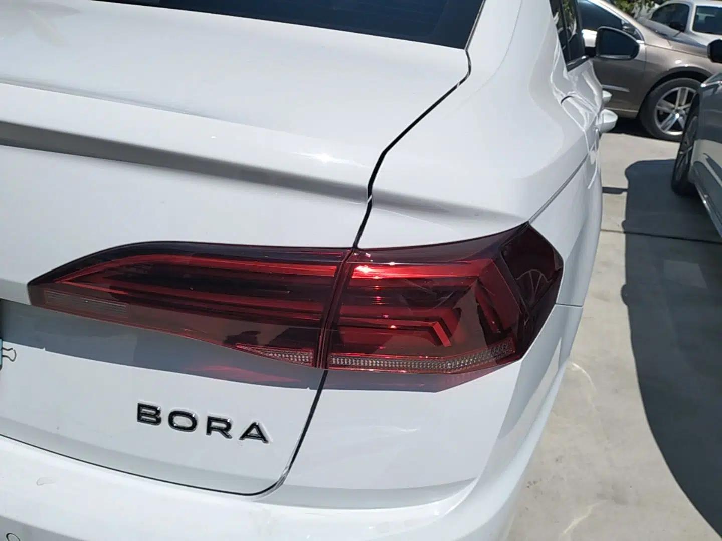 Volkswagen Bora 2021 1.5L Automatic Fashionable Smart Connectivity Version — миниатюра 9
