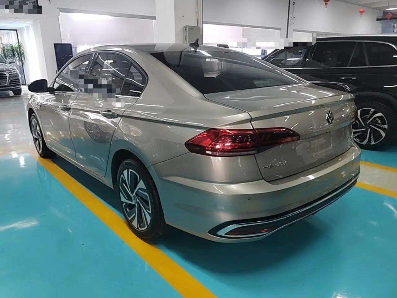 Volkswagen Bora 2023 300TSI DSG Prestige Edition — миниатюра 13