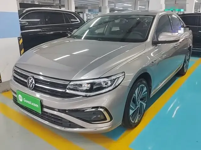 Volkswagen Bora 2023 300TSI DSG Prestige Edition