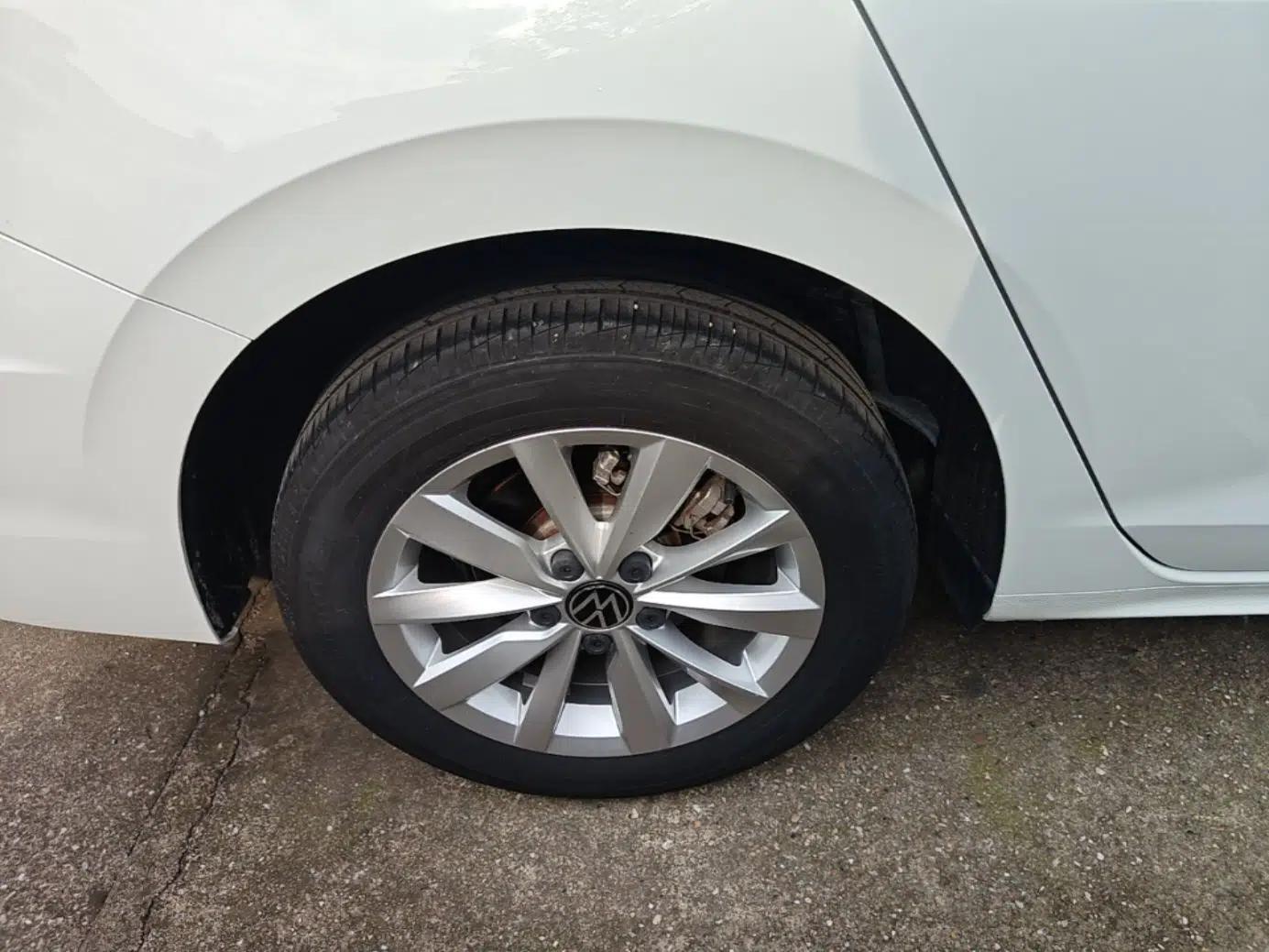 Volkswagen Bora 2021 1.5L Automatic Elite Smart Connect Edition — миниатюра 11