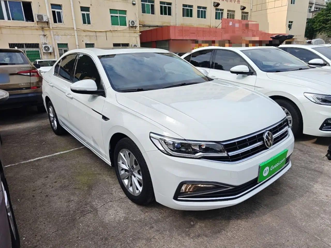 Volkswagen Bora 2021 1.5L Automatic Elite Smart Connect Edition — миниатюра 3