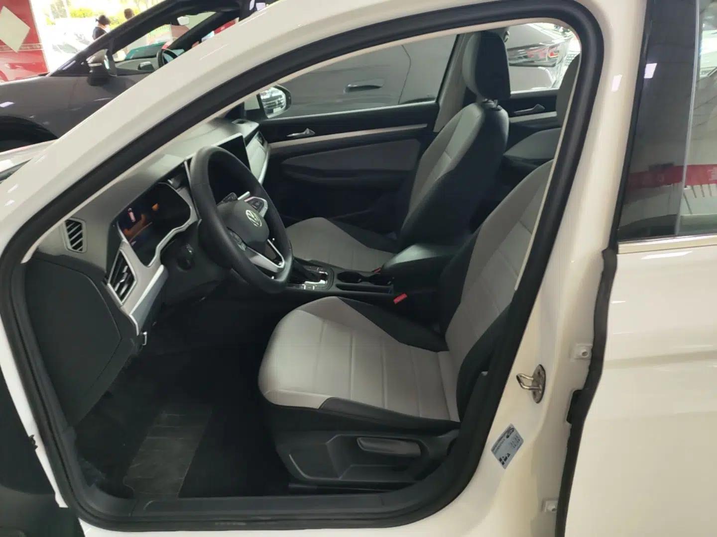 Volkswagen Bora 2023 280TSI DSG Comfort Edition — миниатюра 17