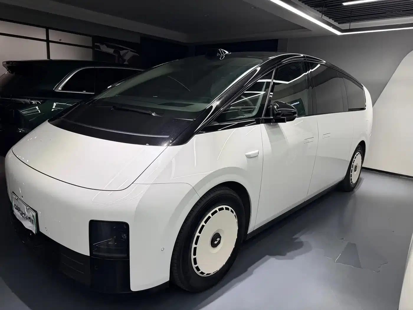 Li Auto MEGA 2024 Ultra — миниатюра 2