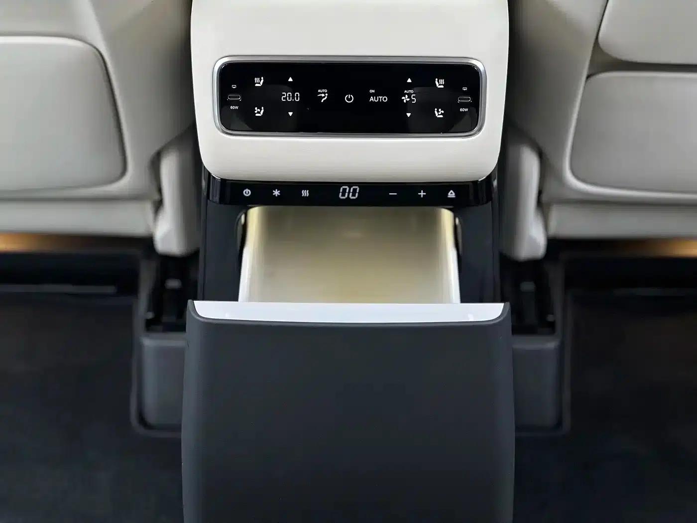 Li Auto MEGA 2024 Ultra — миниатюра 15