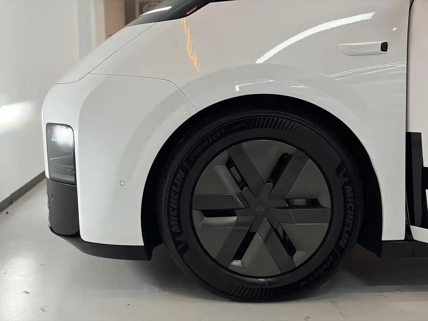 Li Auto MEGA 2025 Home Edition — миниатюра 20