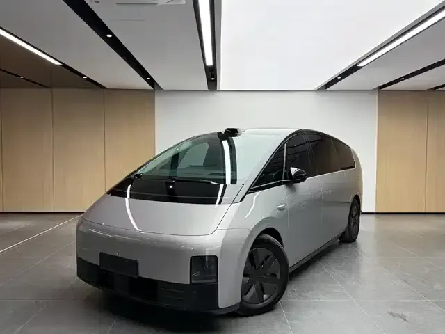 Li Auto MEGA 2024 Ultra