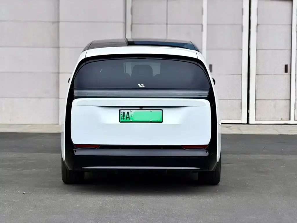 Li Auto MEGA 2025 Home Edition — миниатюра 5