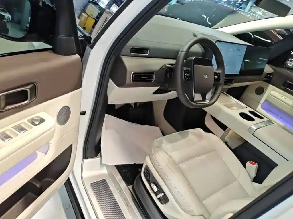 Li Auto MEGA 2024 Ultra — миниатюра 16