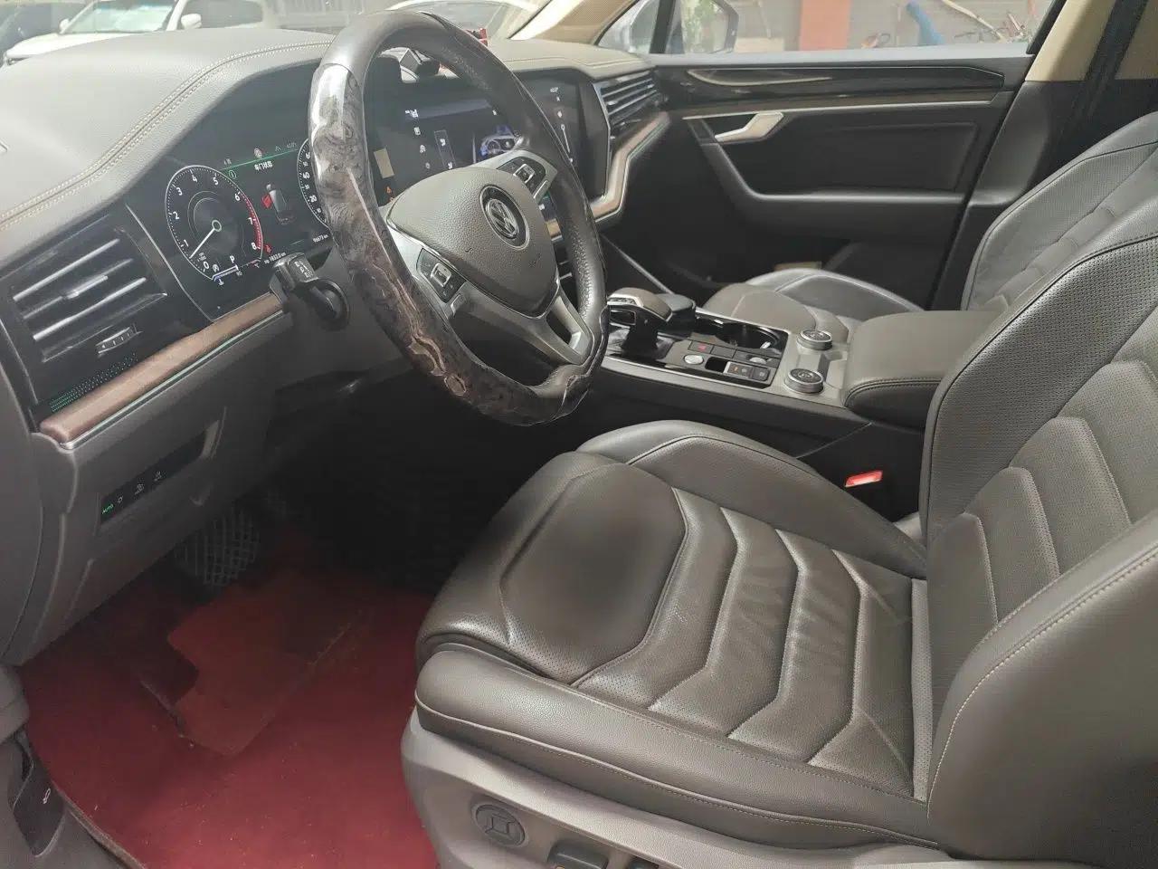 Volkswagen Touareg 2019 3.0 TSI RuiFeng Edition China V Standard — миниатюра 15