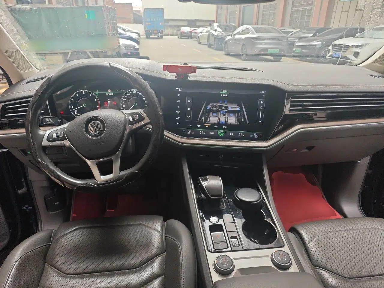 Volkswagen Touareg 2019 3.0 TSI RuiFeng Edition China V Standard — миниатюра 9