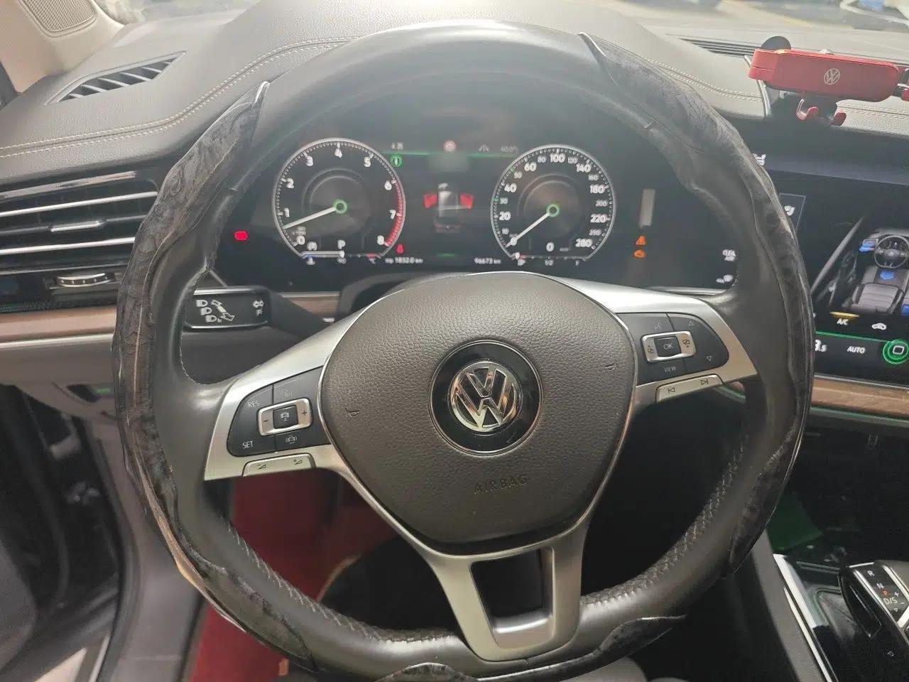 Volkswagen Touareg 2019 3.0 TSI RuiFeng Edition China V Standard — миниатюра 10