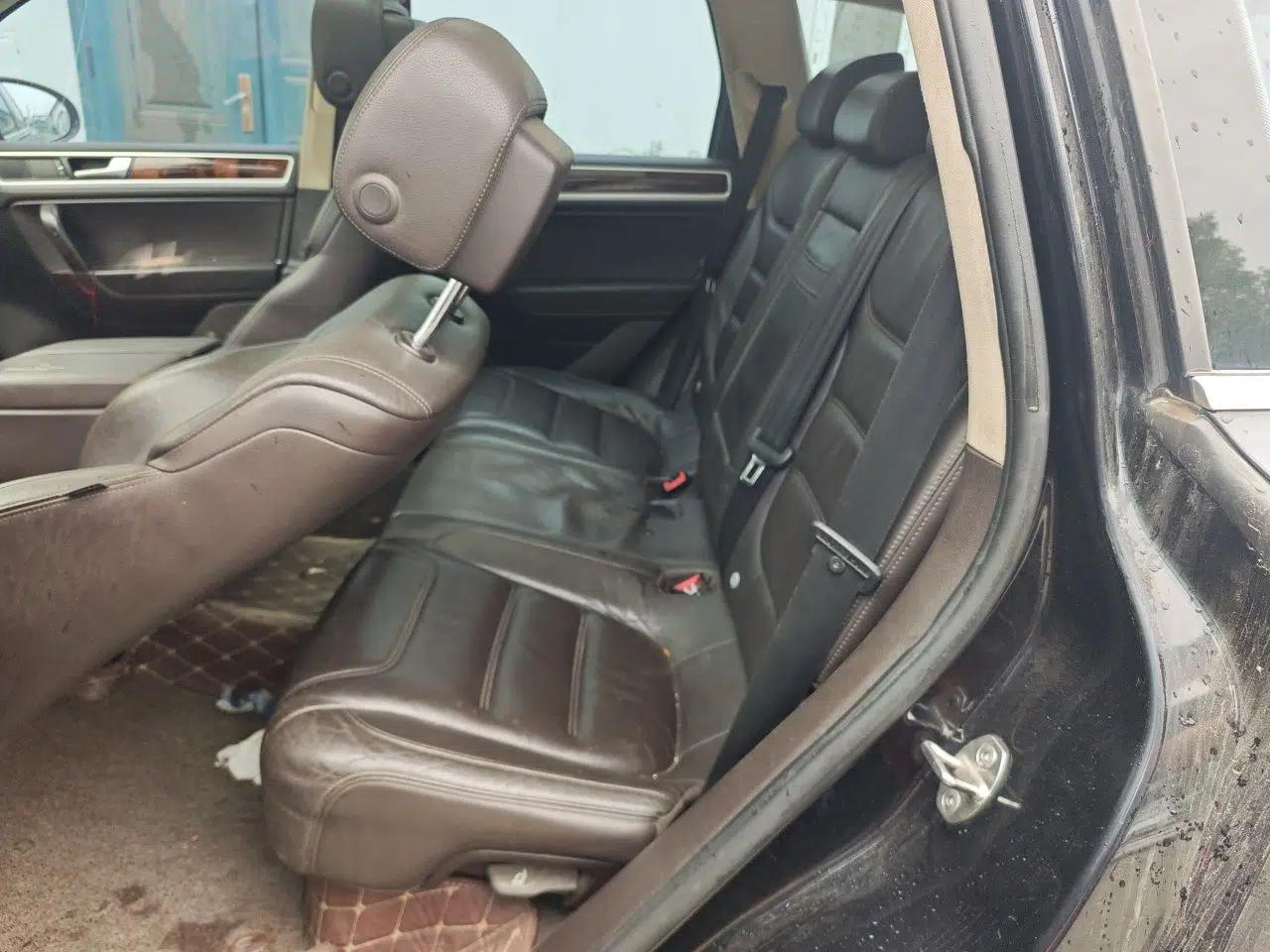 Volkswagen Touareg 2011 3.0 TSI Standard Version — миниатюра 17