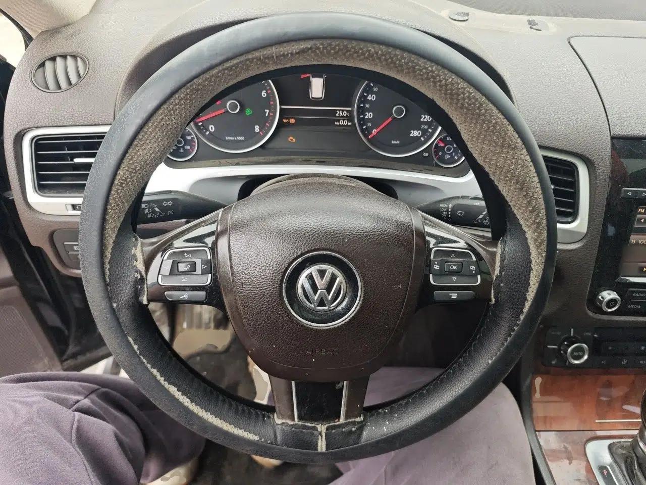 Volkswagen Touareg 2011 3.0 TSI Standard Version — миниатюра 10