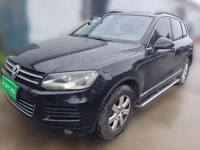 Volkswagen Touareg 2011 3.0 TSI Standard Version