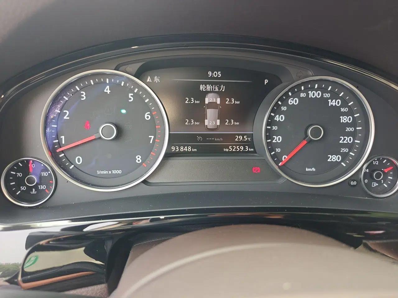 Volkswagen Touareg 2015 3.0 TSI Standard Model — миниатюра 12
