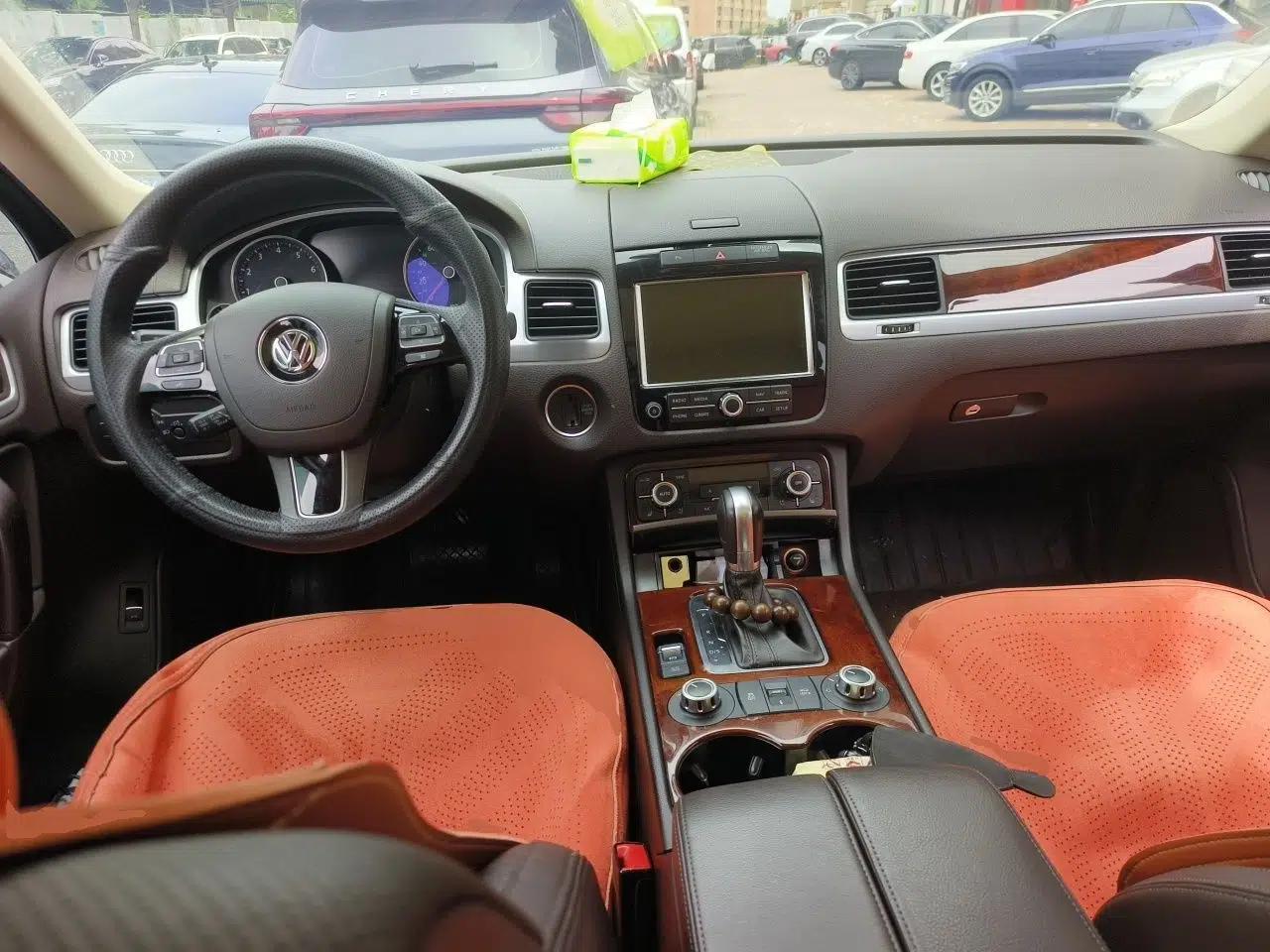 Volkswagen Touareg 2014 3.0 TSI New Edition — миниатюра 9