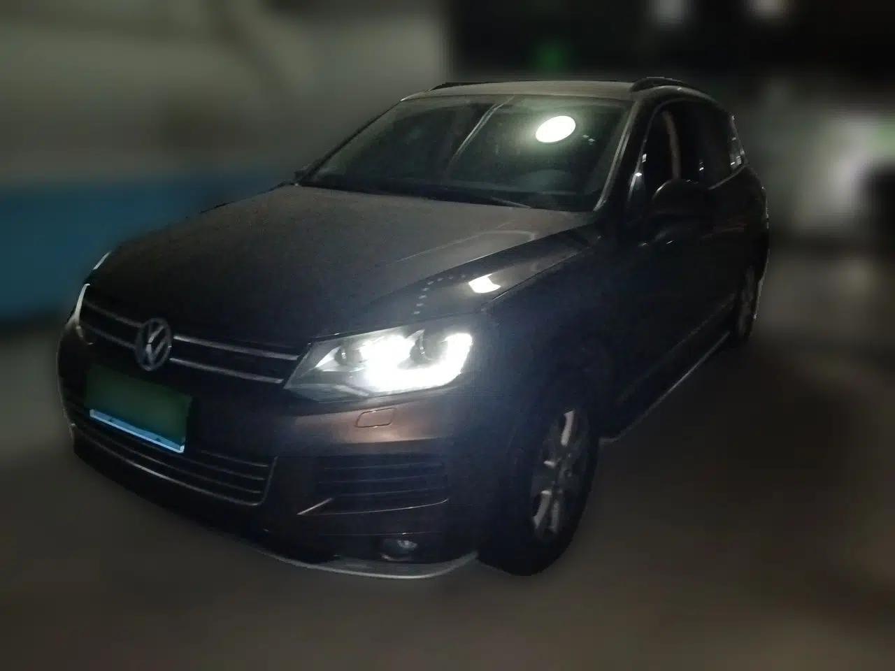 Volkswagen Touareg 2011 3.0 TSI Standard Version — миниатюра 1