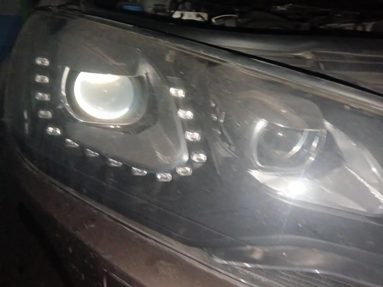 Volkswagen Touareg 2011 3.0 TSI Standard Version — миниатюра 7