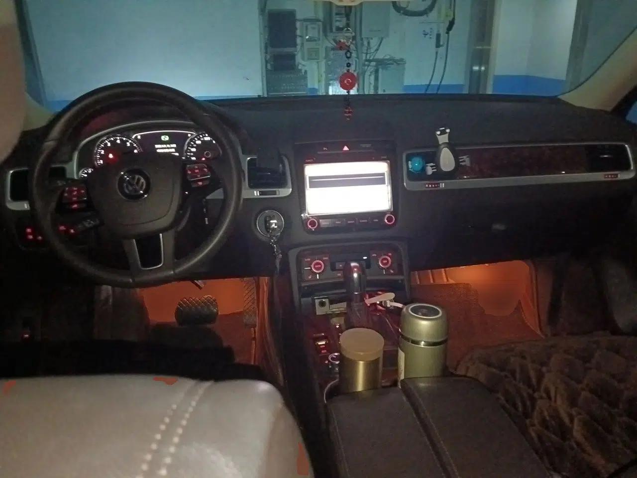 Volkswagen Touareg 2011 3.0 TSI Standard Version — миниатюра 9