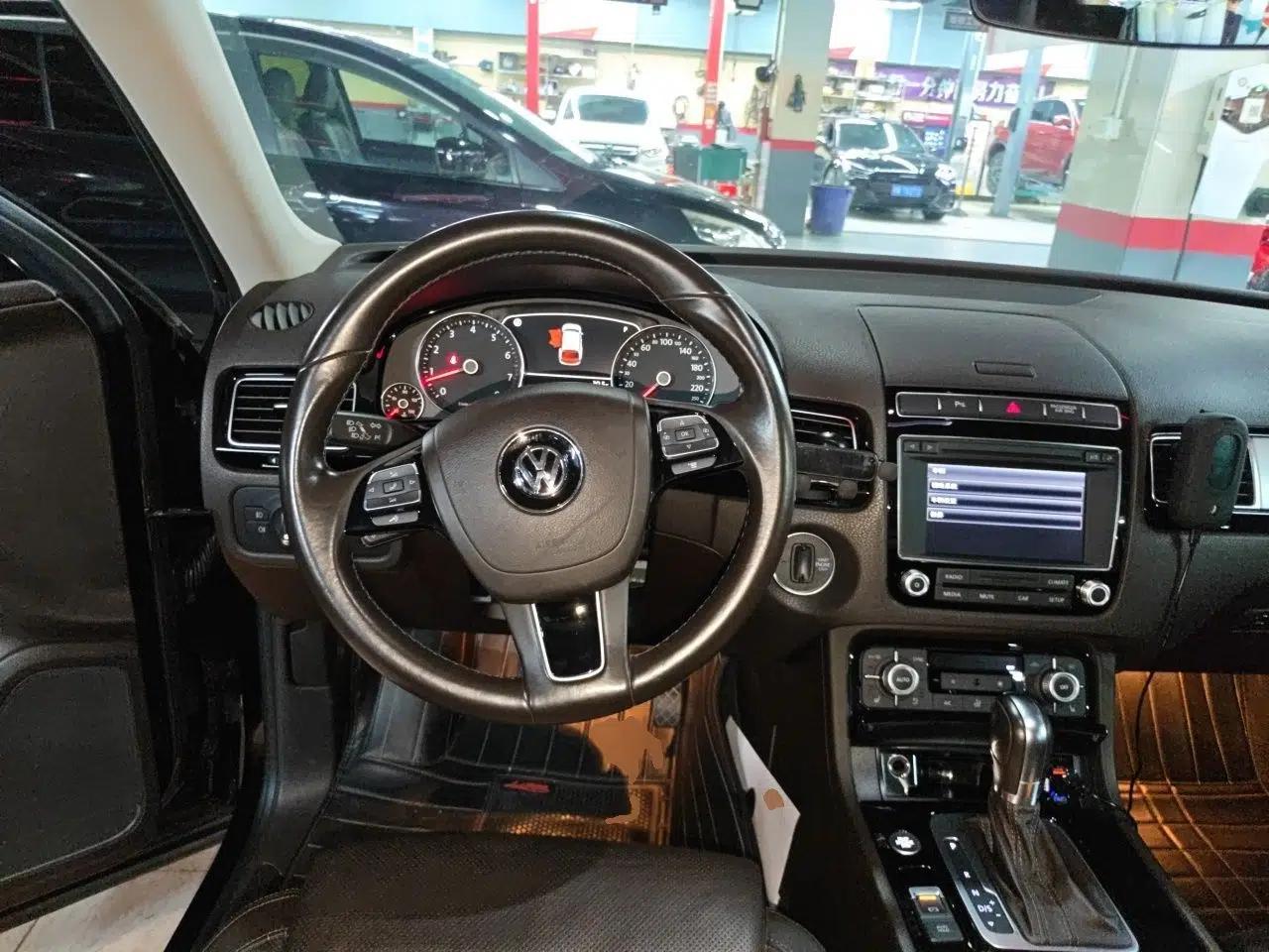 Volkswagen Touareg 2017 3.0 TSI Touareg Model — миниатюра 10