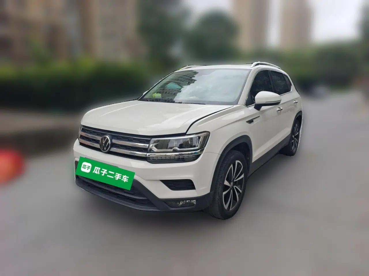 Volkswagen Tharu 2022 280TSI Two-Wheel-Drive Luxury Edition — миниатюра 1