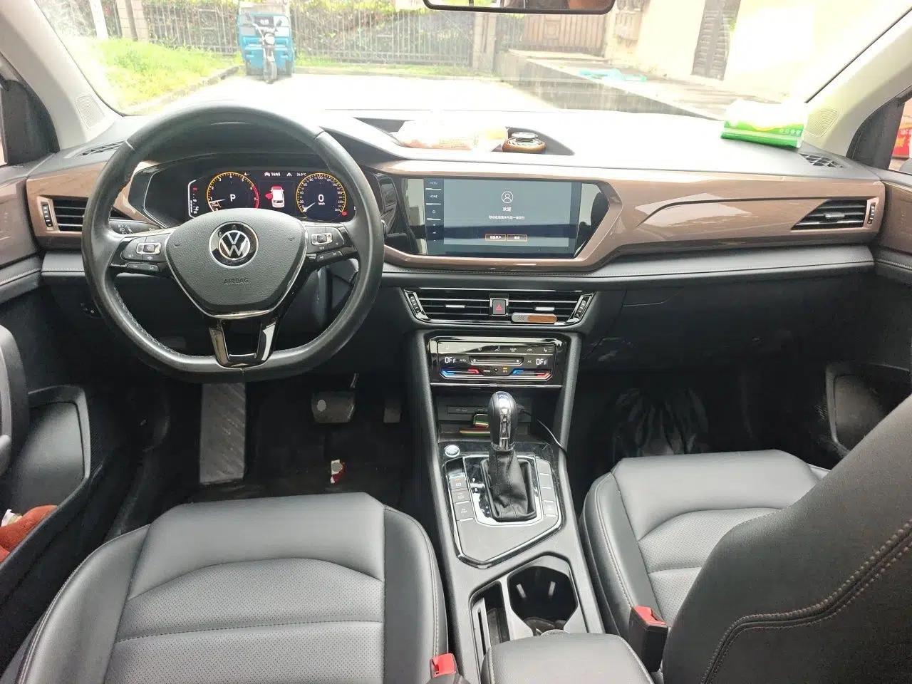 Volkswagen Tharu 2022 280TSI Two-Wheel-Drive Luxury Edition — миниатюра 9